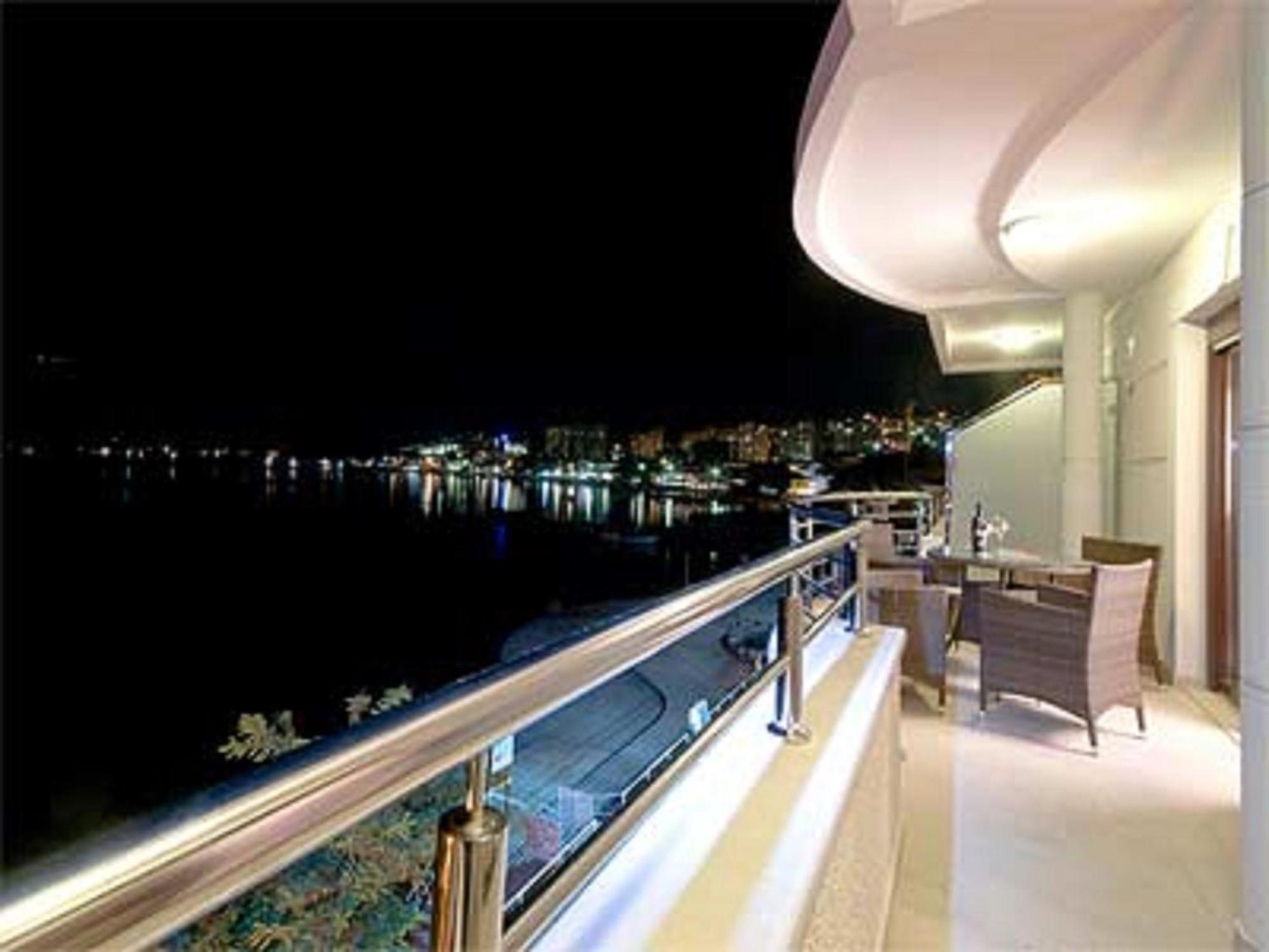 Apartments Twins Herceg Novi Bilik gambar